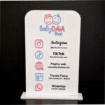 Placa Logo y Redes Sociales