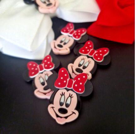 Minnie Cara1