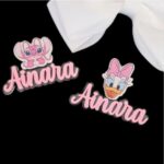 Nombre + Personaje a color